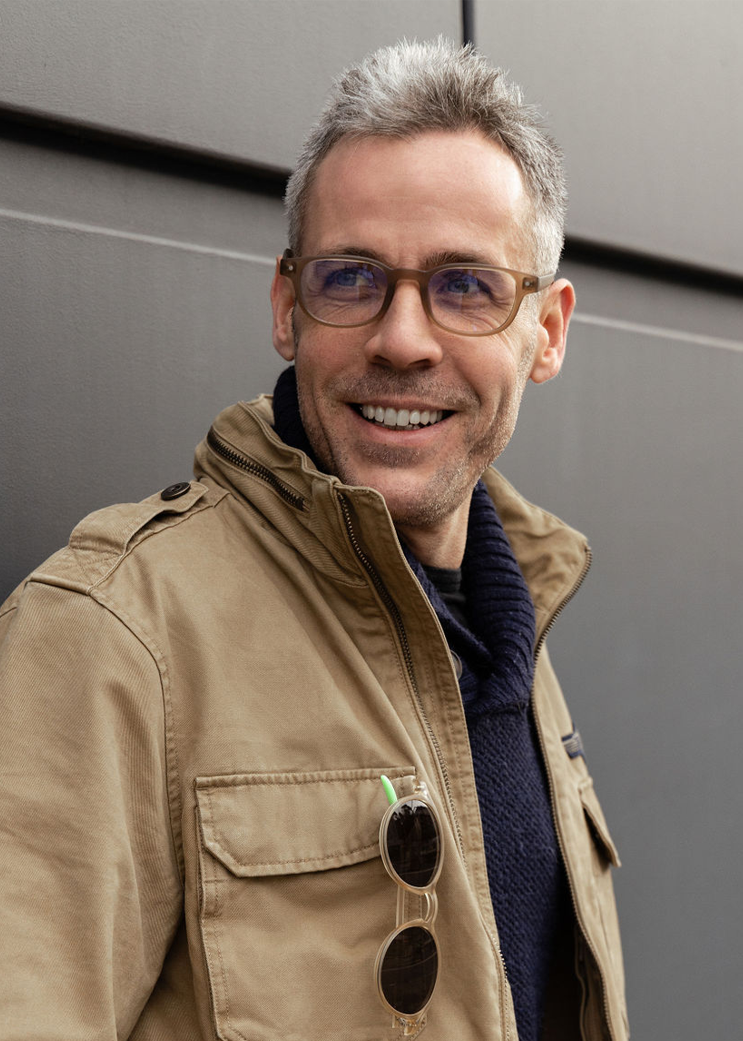 Morris – Walnut - SCREEN GLASSES
