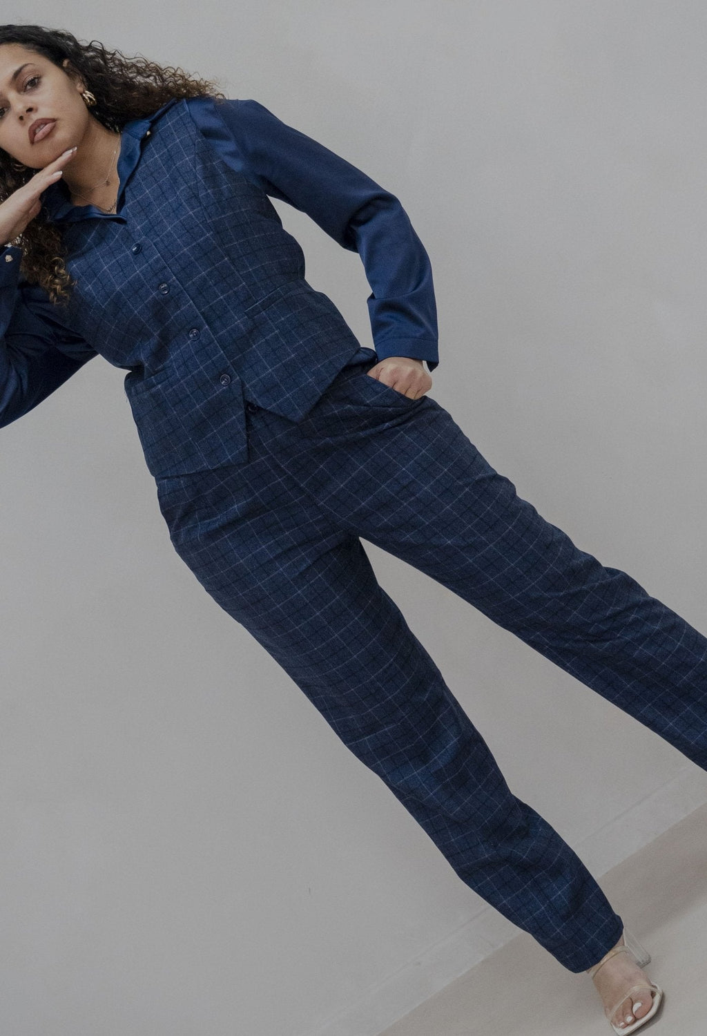 The plaid powered 3-piece pantsuit
